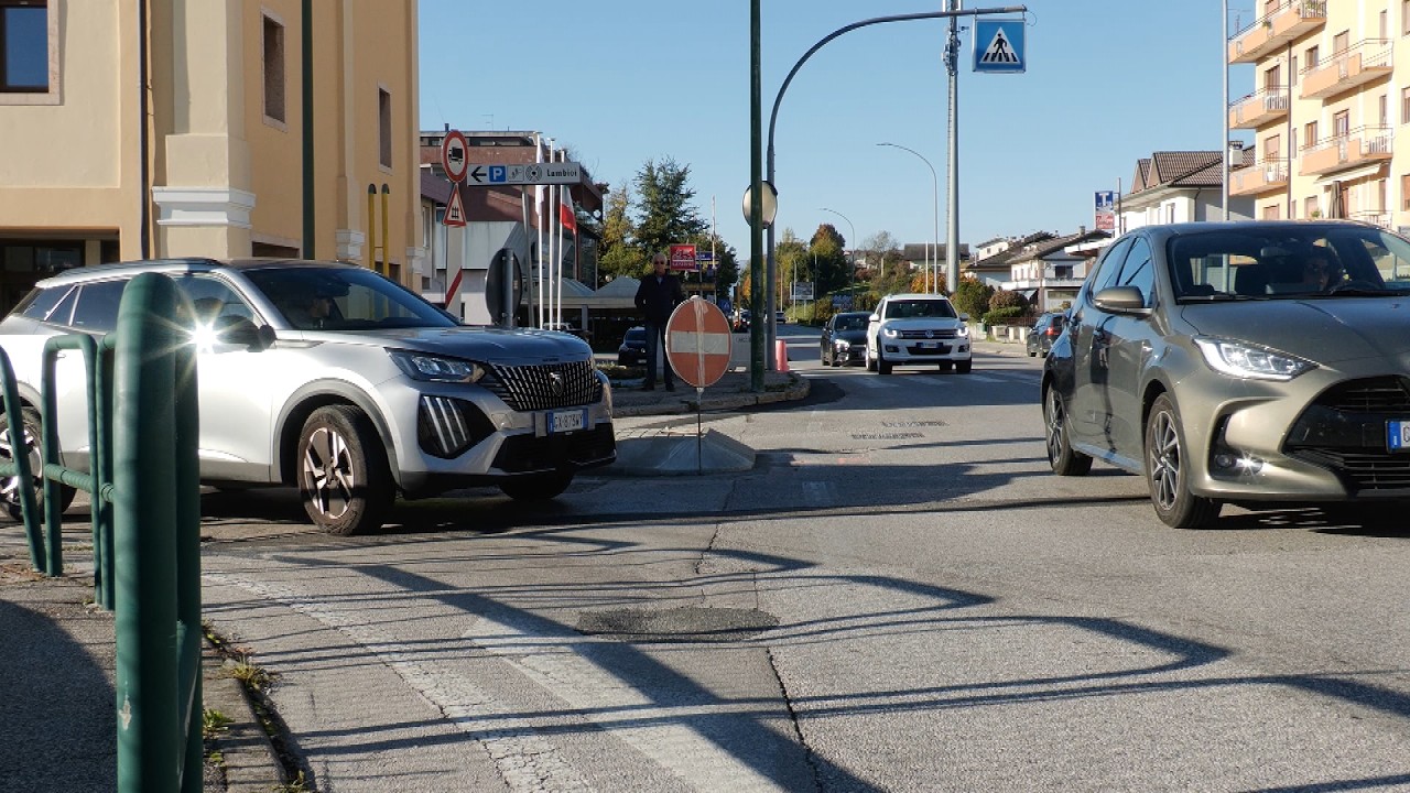 Incrocio di San Gervasio a Belluno: il nuovo assetto fa discutere