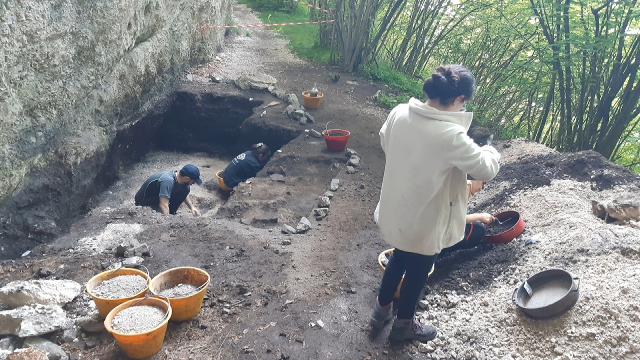 Un parto assisitito di 5.000 anni fa: eccezionale scoperta in Valle di Lamen