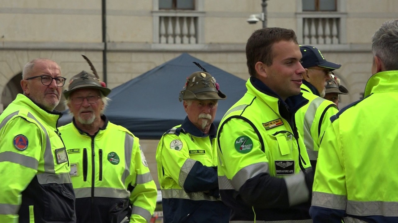 L'omaggio della Città ai volontari di Protezione Civile