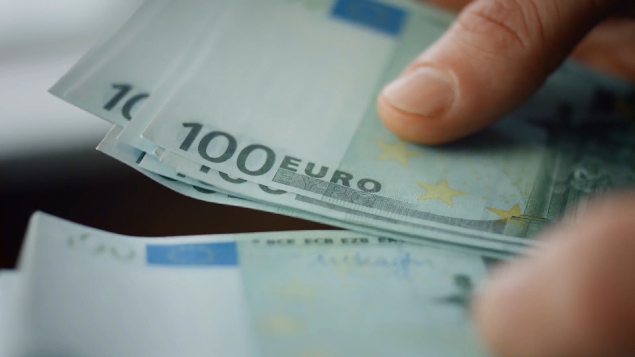 Truffa con il metodo dello "spoofing": smantellata una rete criminale