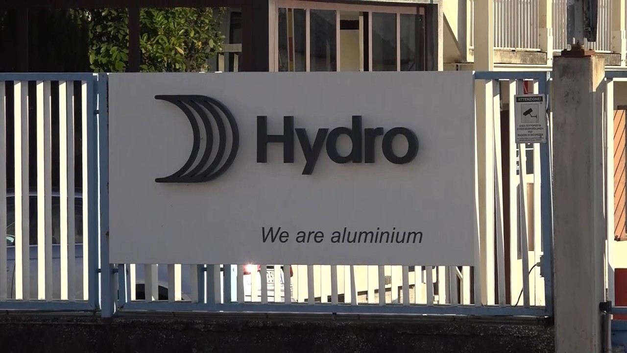 Fonderia Hydro di Feltre, salta la cessione: il Gruppo Cortese rompe le trattative