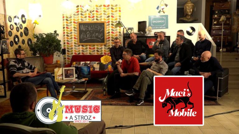 Music a stroz