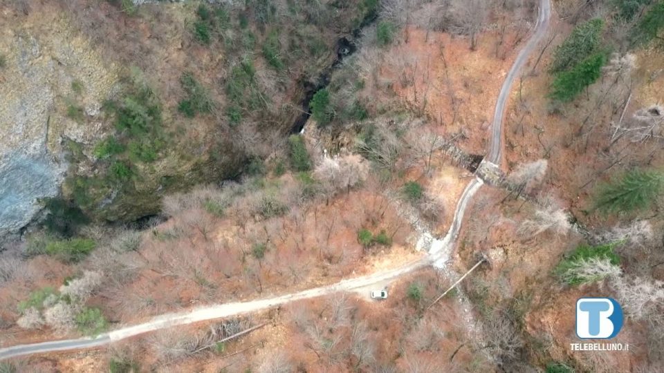 Incendio di Longarone: strada riaperta a senso unico alternato