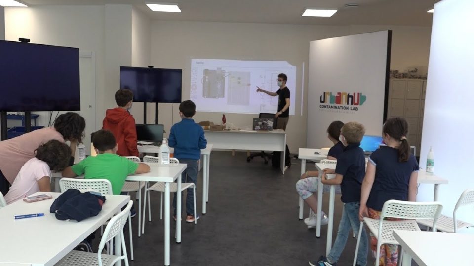 Tecnologia, all’Urban Hub s’impara giocando