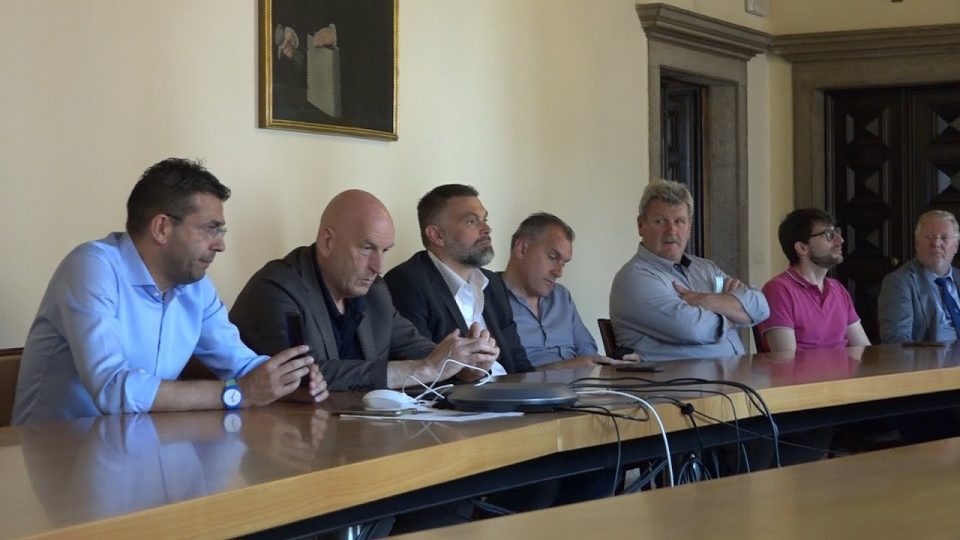 Il Fondo Comuni Confinanti finanzia l’ammodernamento di sei impianti sportivi