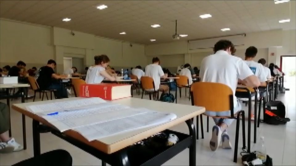 Maturità, superato lo stress-test del primo giorno oggi la seconda prova d’indirizzo