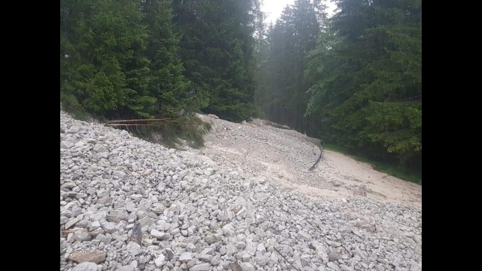 Colata detritica a Vigo: chiuso un tratto di provinciale 619