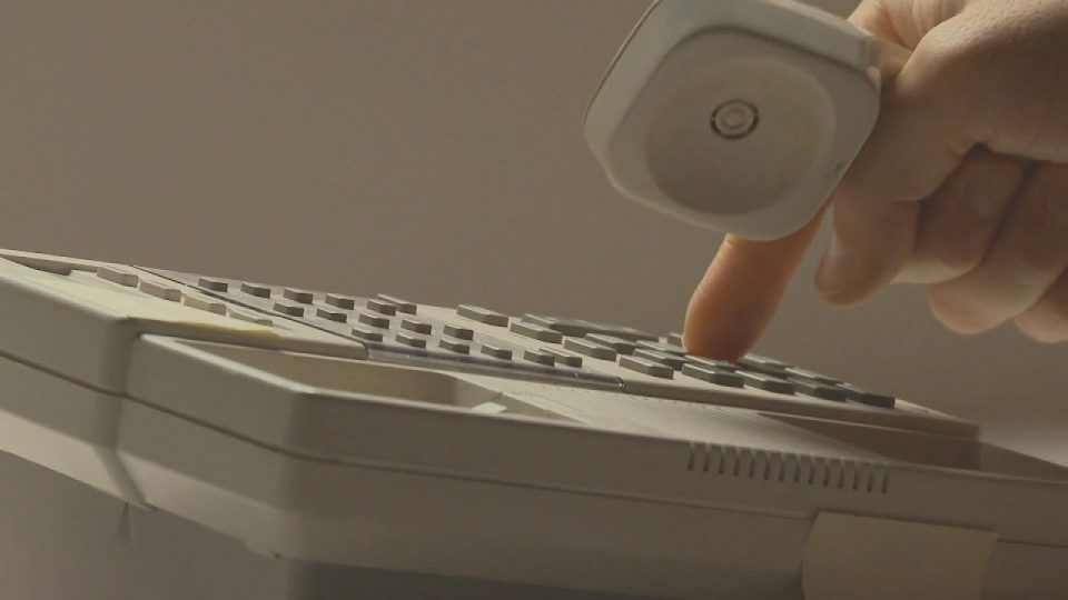 Rincari energetici e  truffe sui contratti, in aumento le segnalazioni raccolte da Adiconsum