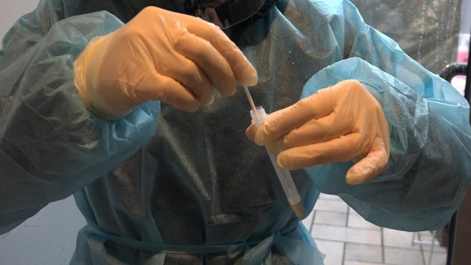 L’Ulss Dolomiti consiglia la prenotazione per i tamponi