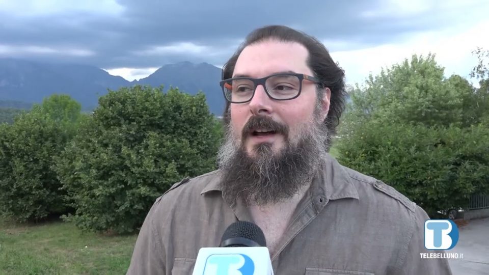 Poesia e musica a Limana: “one man show” di Gianni Carlin