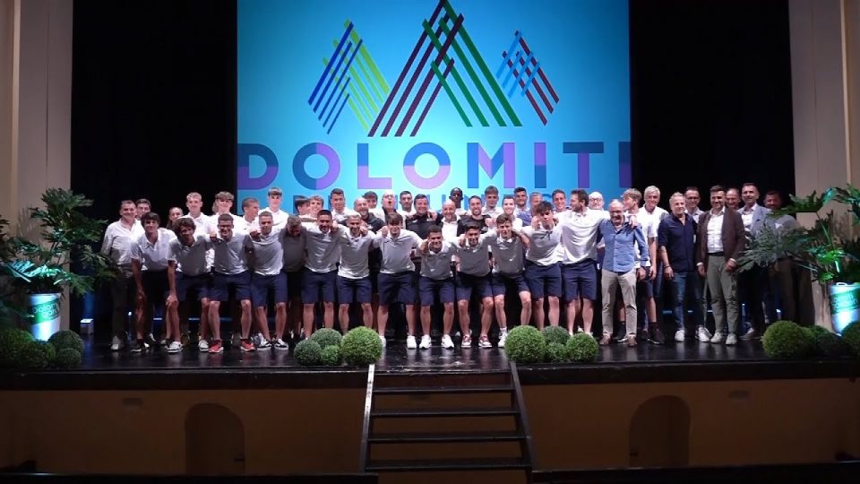 Al Teatro Comunale la presentazione della rosa della Dolomiti Bellunesi