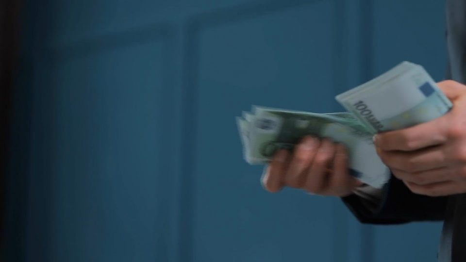 Anche a Belluno diminuiscono gli sportelli bancari