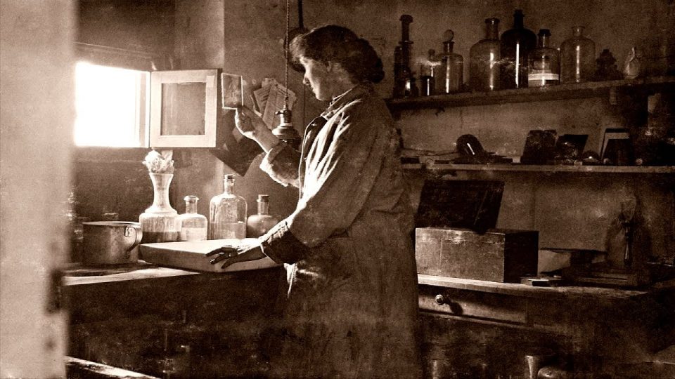 Antonia Verocai Zardini, una fotoreporter da ricordare nella Giornata mondiale della fotografia