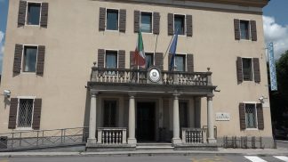 Truffe online in aumento, la Questura invita alla massima prudenza