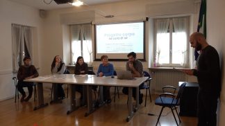 Video, volantini e shopper per prevenire e contrastare la diffusione dei disturbi alimentari