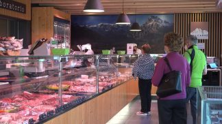 Valcarne, contro la carenza di personale sguardo alle possibili soluzioni coinvolgendo la scuola