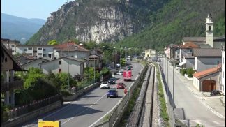 Fine settimana da bollino rosso sulle strade che portano alle principali mete turistiche bellunesi