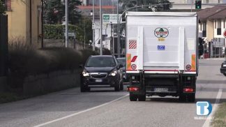 Vola il prezzo dei carburanti: Ferragosto caro per chi si muove in auto