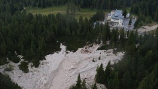 Tre Croci, sopralluogo di Provincia e ditta esecutrice per i lavori urgenti sul versante franoso