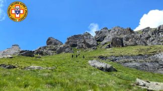 Incidente sul lavoro in funivia: manutentore muore sul Padon