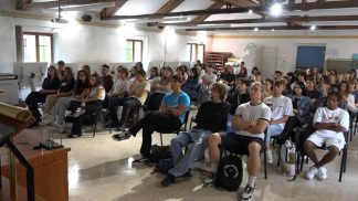Primo giorno di scuola: al Catullo la visita del presidente Padrin