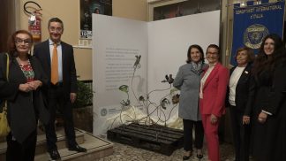 Le Melusine, tributo a Dino Buzzati, impreziosiscono il Teatro Comunale