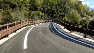 Feltre, inaugurato il “nuovo” ponte delle corde