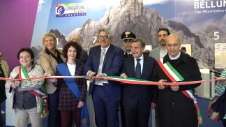 Legno e design: i protagonisti di Arredamont 2023