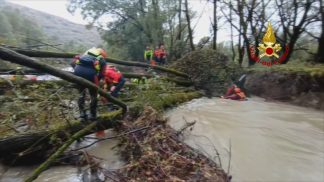 Continuano le ricerche del vigile del fuoco disperso a Puos d’Alpago