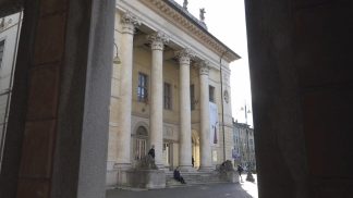 Il Teatro Comunale di Belluno è stato intitolato a Dino Buzzati