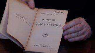 Un rarissimo libro di Buzzati per la biblioteca di Belluno