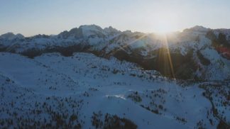 Tre valanghe sulle montagne bellunesi: due scialpinisti coinvolti