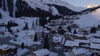 Arrestato dopo il pesante litigio al bar: aveva picchiato la fidanzata il giorno di San Valentino