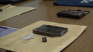 Spaccio di droga e minacce a Cortina: arrestato 34enne di Roma