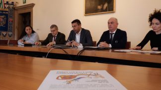 Arte e solidarietà: a Longarone in mostra i quadri donati alla comunità dopo il Vajont