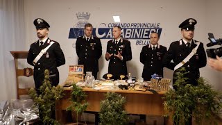 Operazione antidroga dei carabinieri: 9 arresti, sequestrati 7 chili di droga e 17 mila euro