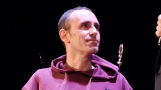 Premio per i bellunesi illustri: a Rasai ritira il premio anche Zerocalcare